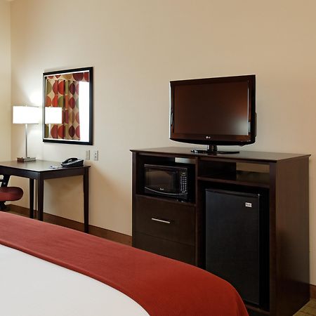 Holiday Inn Express Florence Northeast By Ihg Номер фото