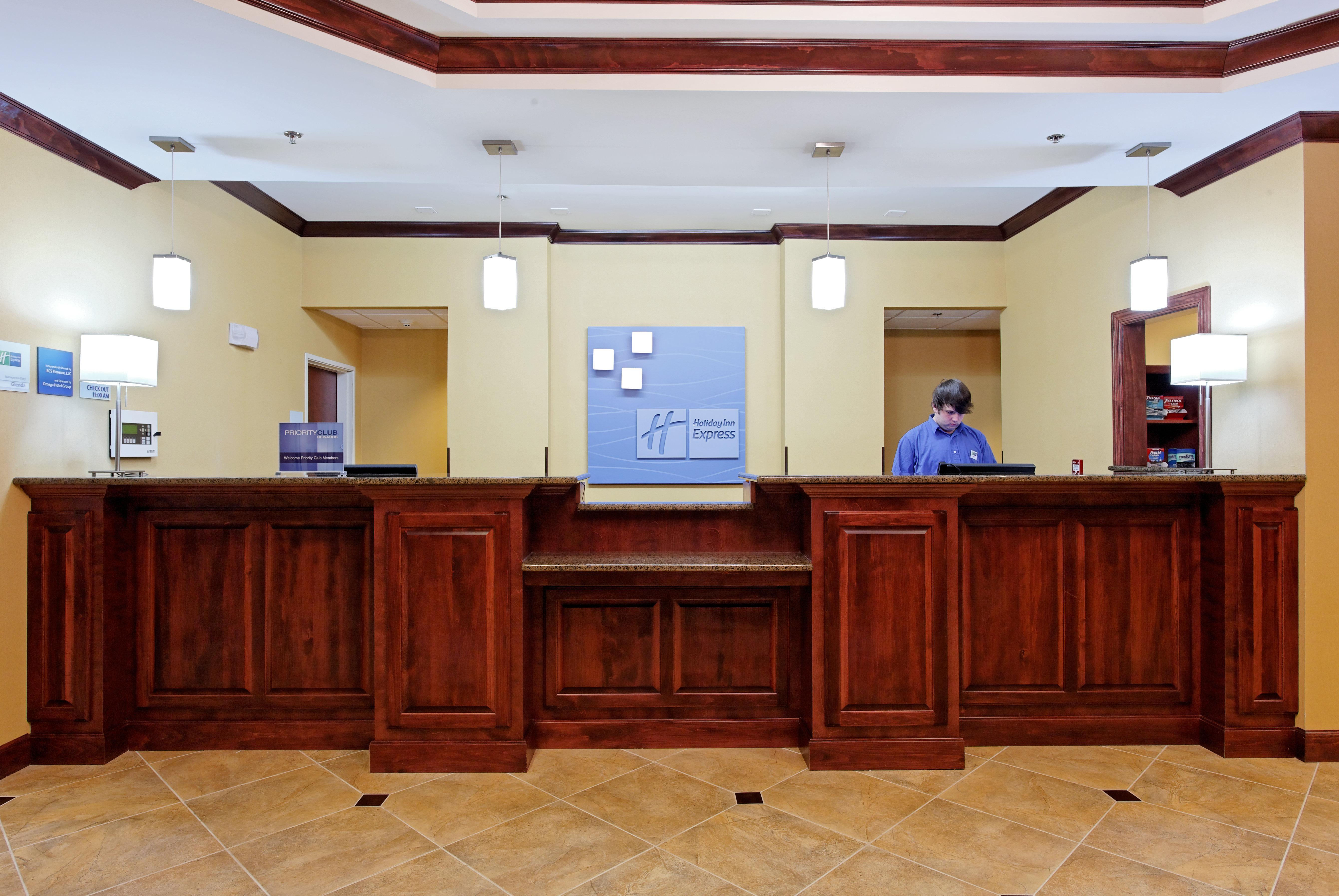 Holiday Inn Express Florence Northeast By Ihg Экстерьер фото